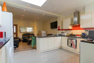 7 bed house, Tiverton Road, Selly Park, Birmingham, B296BP - Image 5