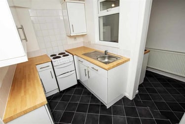 2 bed house, Winnie Road, Selly Park, Birmingham, B296JX - Image 7