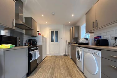 4 bed house, Roath, Plasnewydd, Cardiff, CF244TU - Image 3