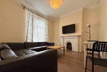 5 bed house, Cathays, Plasnewydd, Cardiff, CF244BT - Image 2