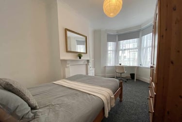 4 bed house, Cathays, Cardiff, CF244JD - Image 3