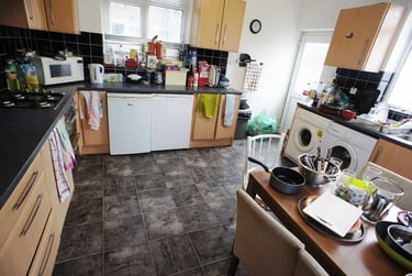 4 bed house, Cathays, Cardiff, CF244PB - Image 2