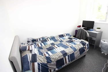 6 bed house, Cathays, Cardiff, CF244EY - Image 5