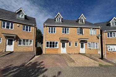 4 bed house, Roe Drive, Earlham, Norwich, NR58BT - Image 1