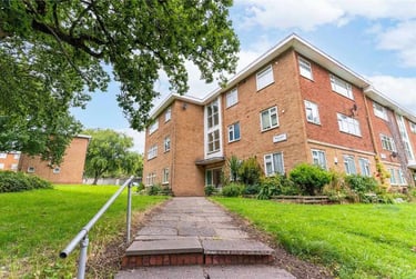 2 bed flat, Silvington Close, Weoley Castle, Birmingham, B294PJ - Image 12