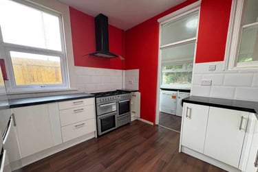 6 bed house, Cathays, Cardiff, CF103EG - Image 3
