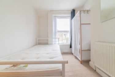 3 bed house, Cathays, Cardiff, CF244HD - Image 8