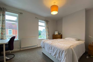 3 bed house, Heath, Maindy, Cardiff, CF143PR - Image 2