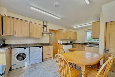 6 bed house, Cadge Road, Earlham, Norwich, NR58DB - Image 1