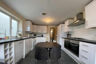 7 bed house, Cathays, Plasnewydd, Cardiff, CF244BR - Image 3