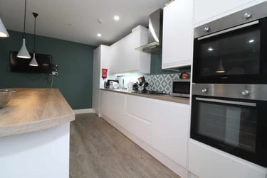 6 bed flat, Cathays, Cardiff, CF103EE - Image 4