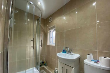3 bed house, Heath, Maindy, Cardiff, CF143PR - Image 3