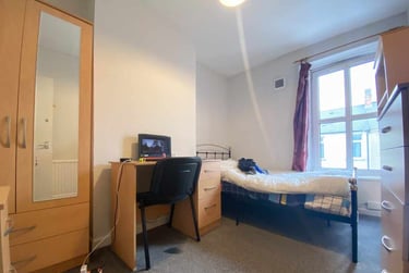 4 bed house, Cathays, Cardiff, CF244HR - Image 8