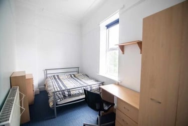 7 bed house, Newbould Lane, Broomhall, Sheffield, S102PL - Image 11