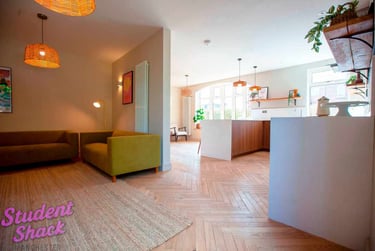 10 bed house, Wellington Road, Fallowfield, Manchester, M146AR - Image 1