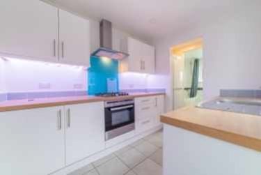 3 bed house, Cathays, Cardiff, CF244HD - Image 2