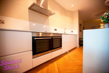 6 bed flat, Granville Road, Fallowfield, Manchester, M146AE - Image 4