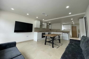 7 bed house, Cathays, Cardiff, CF244EX - Image 4