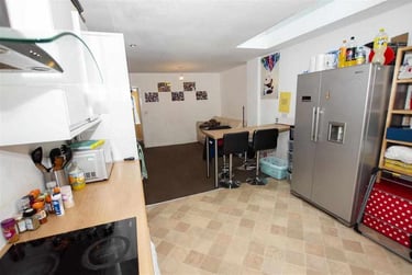 6 bed flat, Hubert Road, Selly Park, Birmingham, B296ER - Image 4