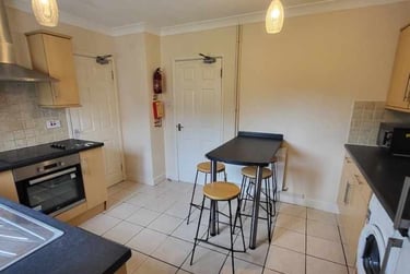 5 bed house, Sotherton Road, Eaton, Norwich, NR47DA - Image 2