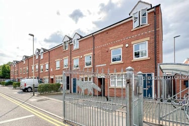 4 bed house, Blue Fox Close, City Centre, Leicester, LE30EE - Image 12