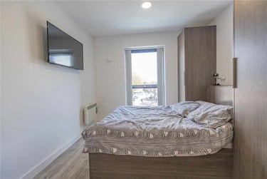 1 bed studio, 107d, Selly Oak, Birmingham, B296PB - Image 3