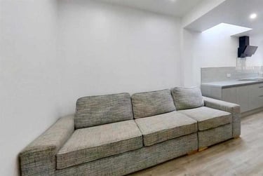 5 bed house, Exeter Road, Selly Park, Birmingham, B296EX - Image 2
