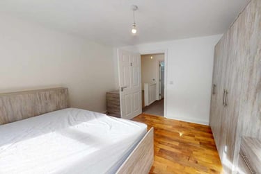4 bed house, Blue Fox Close, City Centre, Leicester, LE30EE - Image 11