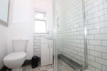 6 bed house, Cathays, Cardiff, CF244LN - Image 11