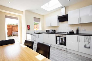 5 bed house, Raddlebarn Road, Selly Park, Birmingham, B296HH - Image 12