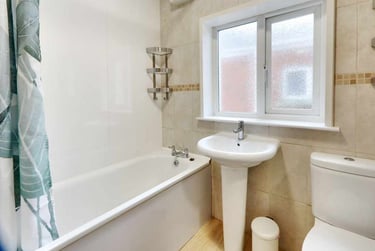 4 bed house, Bonhay Road, St David's, Exeter, EX44JD - Image 10