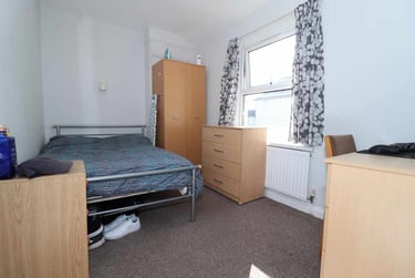 3 bed flat, Roath, Plasnewydd, Cardiff, CF243BH - Image 5