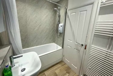 3 bed house, Bixley Close, Earlham, Norwich, NR58DH - Image 5