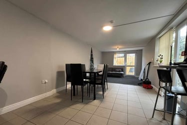 7 bed house, Cathays, Cardiff, CF244JL - Image 4