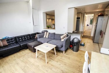 8 bed house, Harrow Road, Selly Park, Birmingham, B297DW - Image 3
