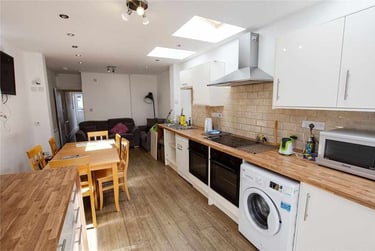 6 bed house, Hubert Road, Selly Park, Birmingham, B296ER - Image 3