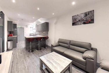 6 bed house, Dawlish Road, Selly Park, Birmingham, B297AR - Image 2
