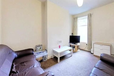 4 bed house, Heeley Road, Selly Park, Birmingham, B296EJ - Image 1