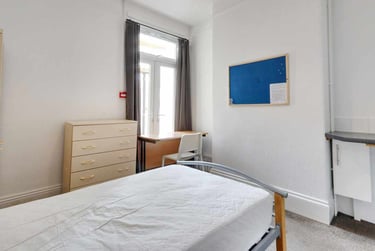 6 bed house, St. Johns Road, Mount Pleasant, Exeter, EX12HR - Image 8