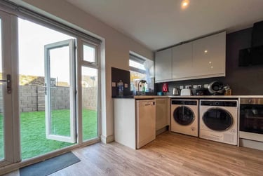 6 bed house, Cathays, Plasnewydd, Cardiff, CF244BN - Image 3