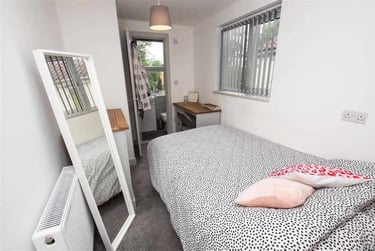 6 bed house, Hubert Road, Selly Park, Birmingham, B296EP - Image 8