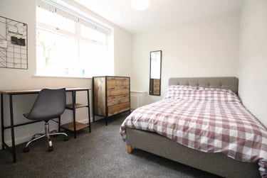 6 bed house, Cathays, Cardiff, CF244HZ - Image 3
