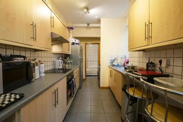 5 bed flat, Tiverton Road, Selly Park, Birmingham, B296BU - Image 2