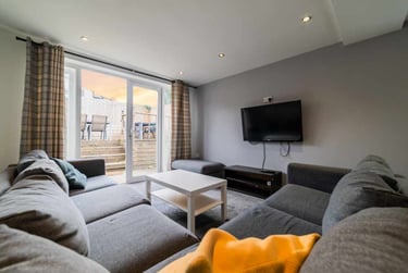8 bed house, Cathays, Plasnewydd, Cardiff, CF244BH - Image 1