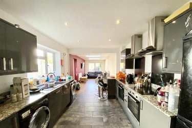 7 bed house, Cathays, Plasnewydd, Cardiff, CF243AJ - Image 2