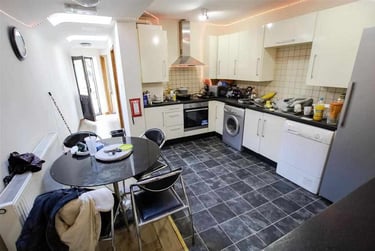 5 bed flat, Tiverton Road, Selly Park, Birmingham, B296BW - Image 3