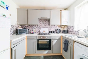 2 bed house, Pengam Green, Cardiff, CF242EF - Image 4