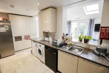 8 bed house, Harrow Road, Selly Park, Birmingham, B297DW - Image 4