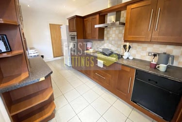 5 bed house, Thurlow Road, Clarendon Park, Leicester, LE21YE - Image 5