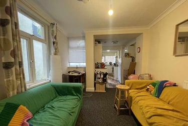 5 bed house, Cathays, Plasnewydd, Cardiff, CF244BS - Image 1